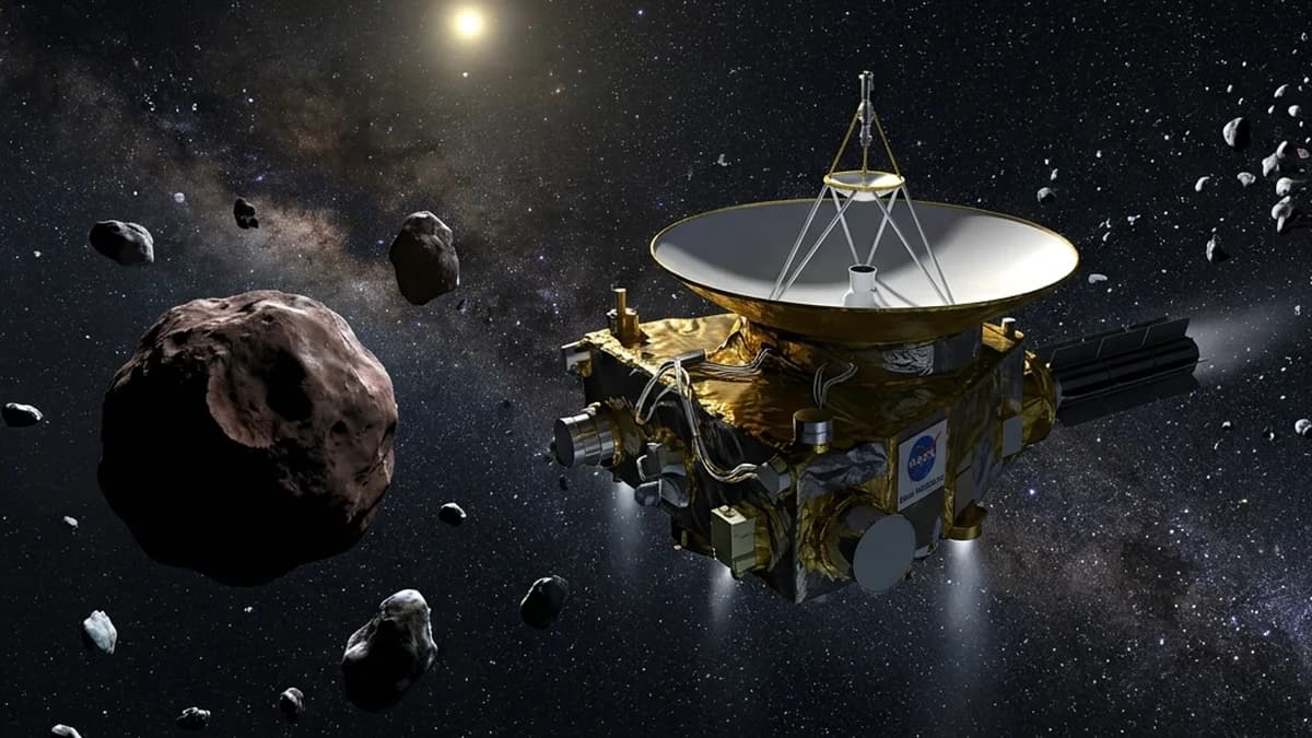 New Horizons Awakens at the Edge of the Solar System after 321 Days of Hibernation