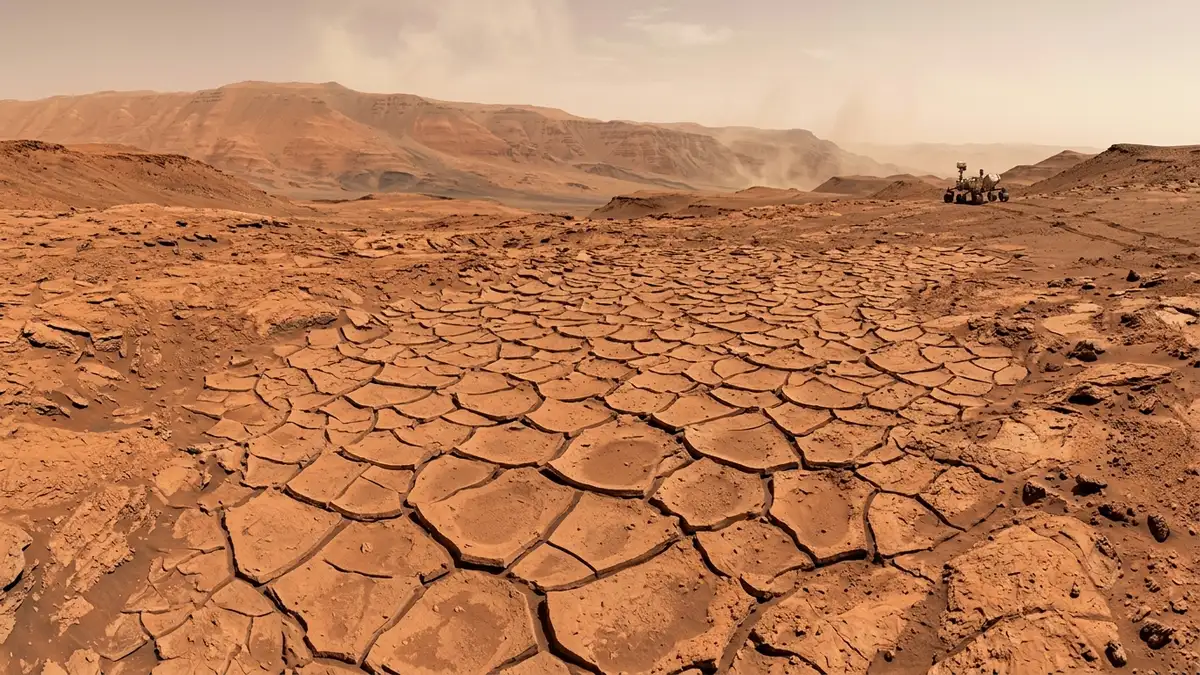 Extraterrestrial Geometry: Curiosity Discovers Honeycomb Pattern on Mars Soil