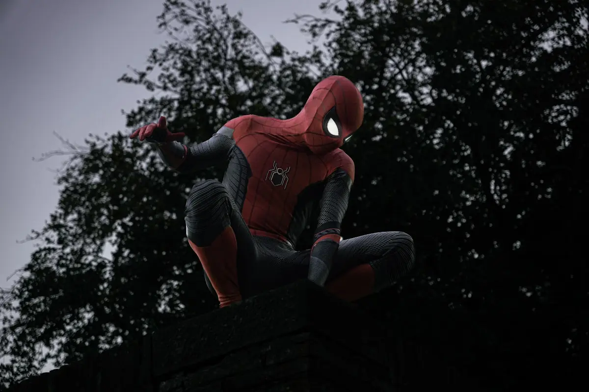 20 Easter Eggs da Marvel Que Você Não Percebeu